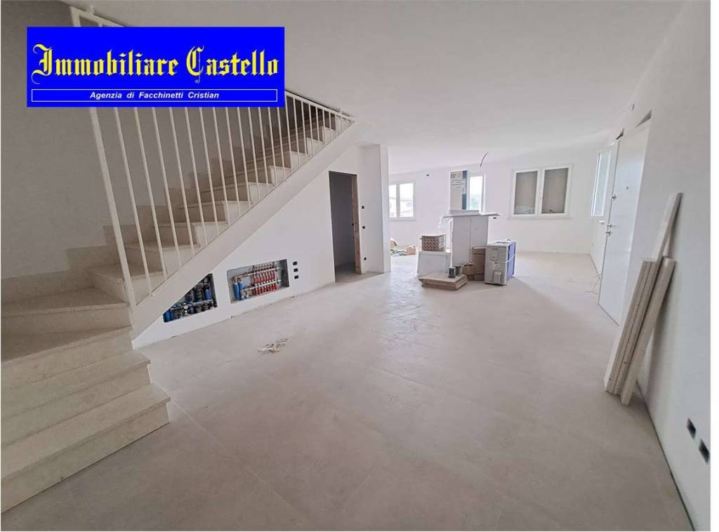 appartamento in vendita a Castel d'Azzano in zona Beccacivetta