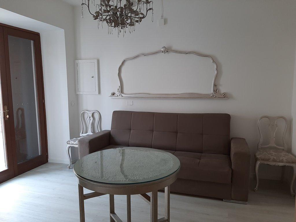 appartamento in vendita a Castelnuovo del Garda in zona Cavalcaselle