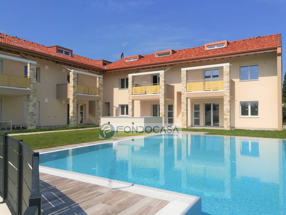 appartamento in vendita a Castelnuovo del Garda in zona Ronchi
