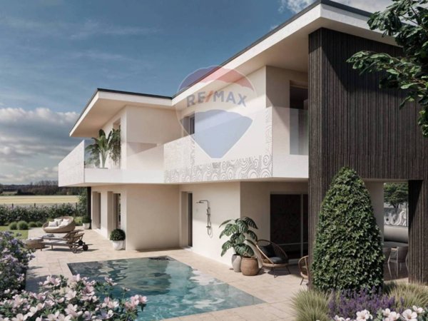 casa indipendente in vendita a Castelnuovo del Garda