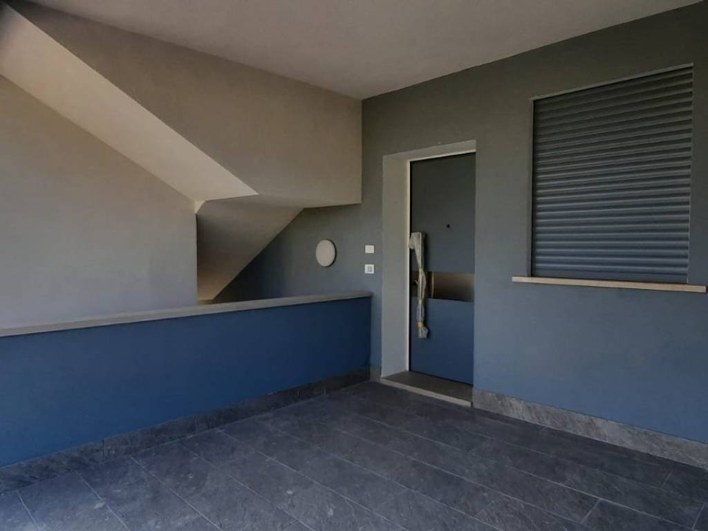 appartamento in vendita a Castelnuovo del Garda in zona Cavalcaselle