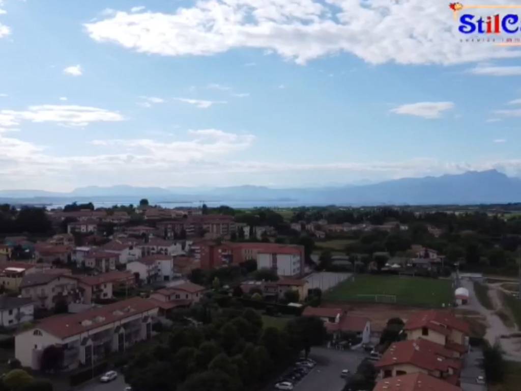 terreno edificabile in vendita a Castelnuovo del Garda in zona Cavalcaselle
