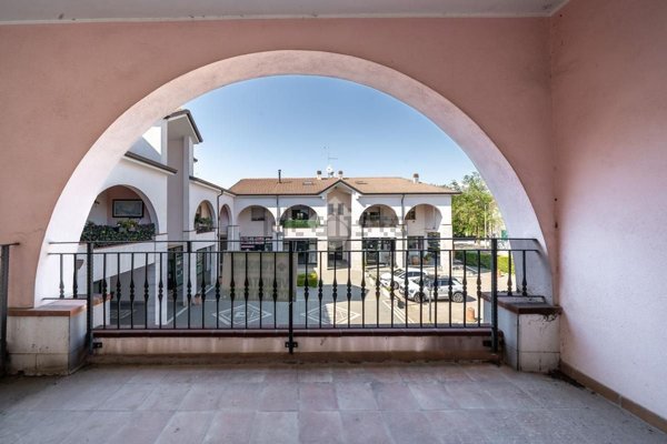 appartamento in vendita a Castelnuovo del Garda in zona Cavalcaselle