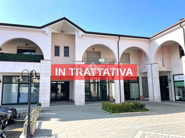 appartamento in vendita a Castelnuovo del Garda in zona Cavalcaselle