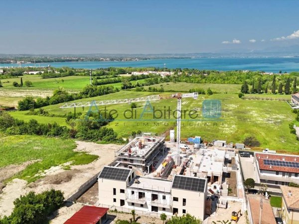 appartamento in vendita a Castelnuovo del Garda in zona Ronchi