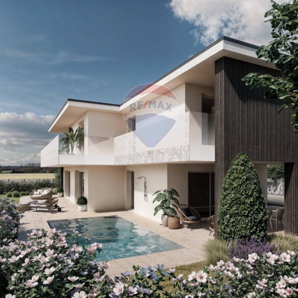 casa indipendente in vendita a Castelnuovo del Garda