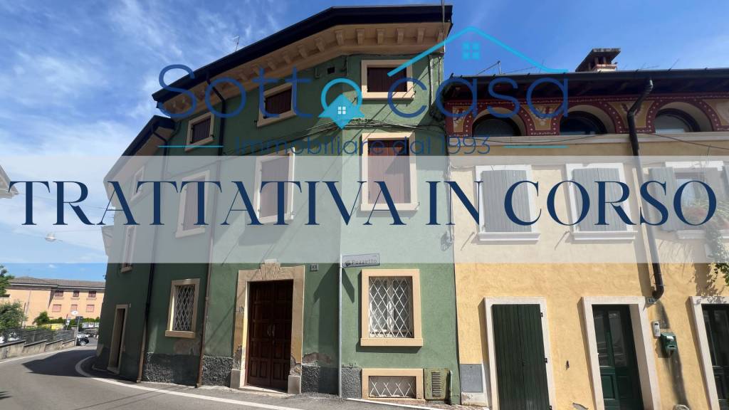 casa indipendente in vendita a Castelnuovo del Garda