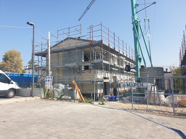 casa indipendente in vendita a Castelnuovo del Garda in zona Cavalcaselle