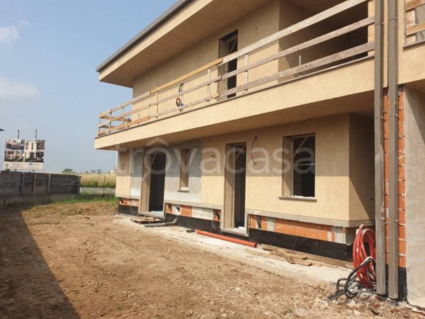 appartamento in vendita a Castelnuovo del Garda in zona Cavalcaselle