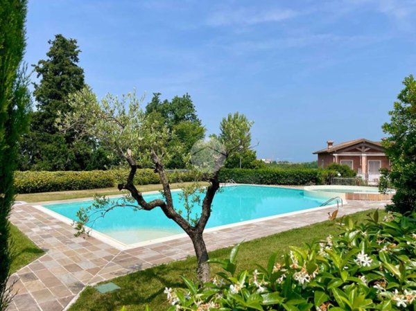 appartamento in vendita a Castelnuovo del Garda in zona Cavalcaselle