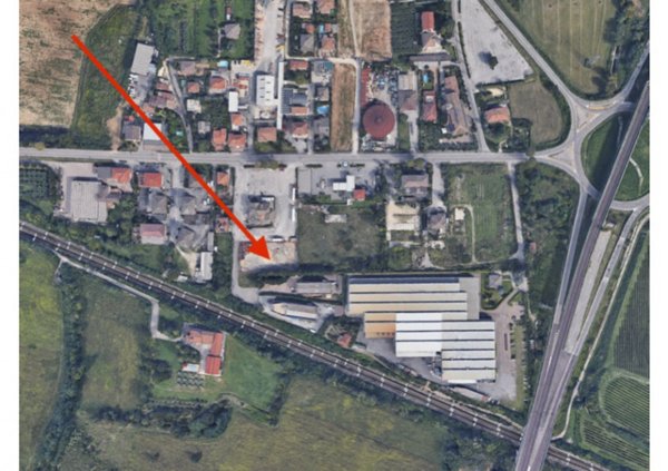 terreno edificabile in vendita a Castelnuovo del Garda in zona Cavalcaselle