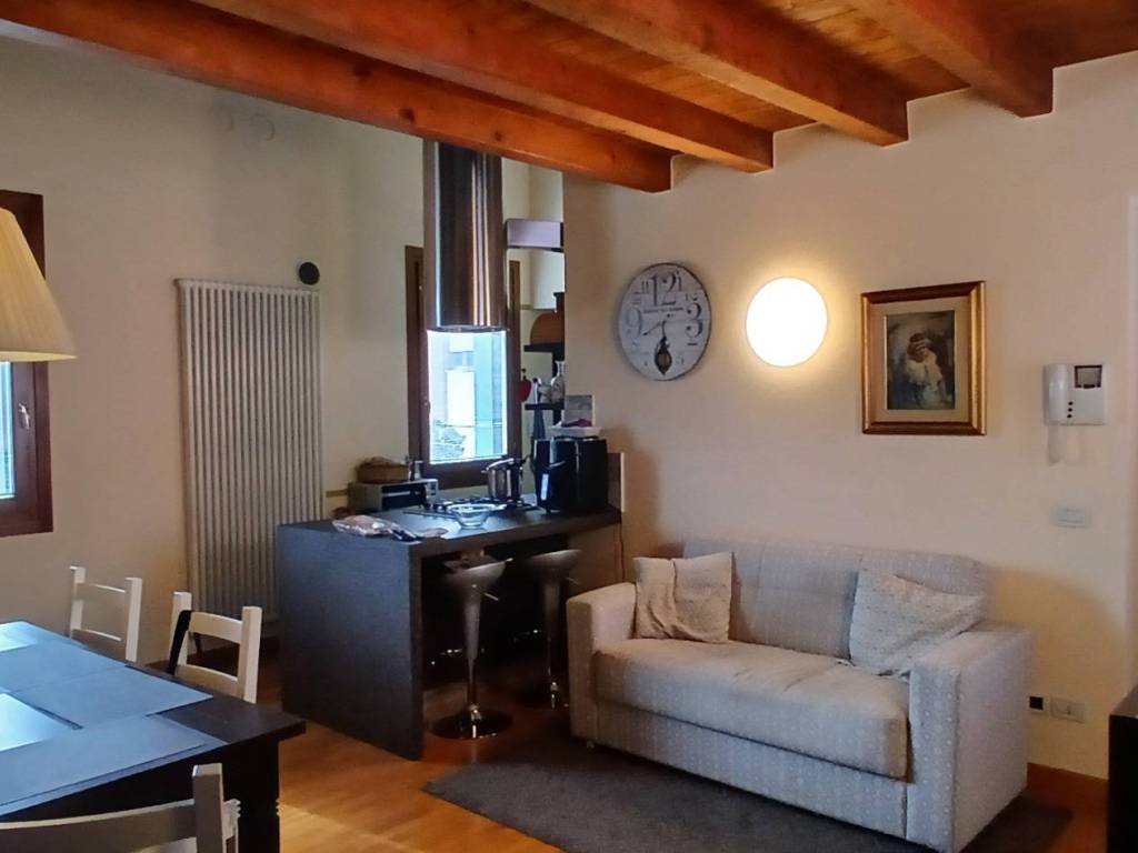 appartamento in vendita a Castelnuovo del Garda