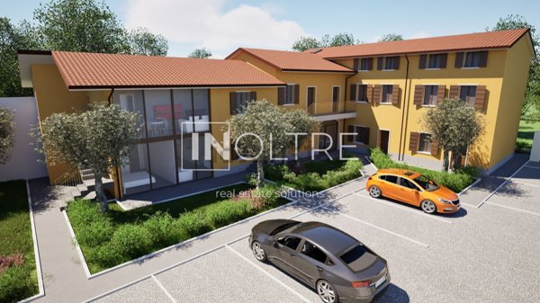 casa indipendente in vendita a Castelnuovo del Garda in zona Sandrà