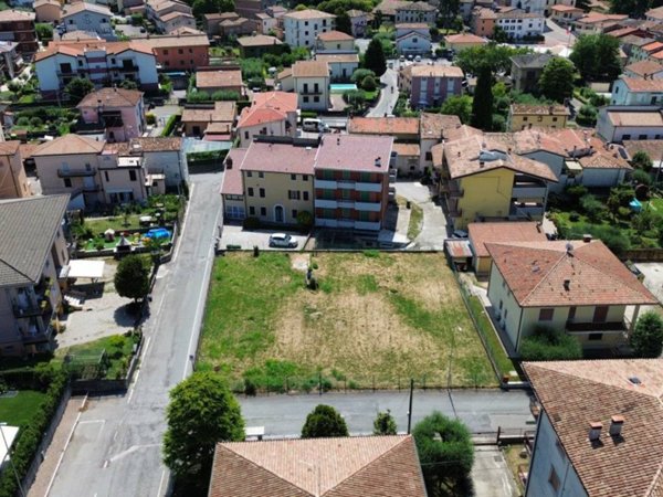 terreno agricolo in vendita a Castelnuovo del Garda in zona Sandrà