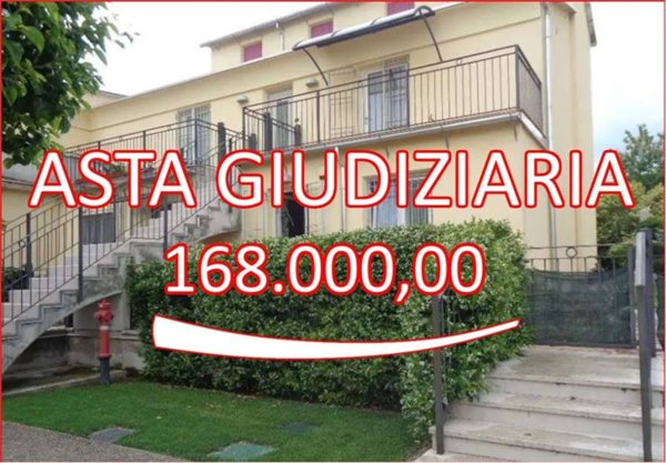 appartamento in vendita a Castelnuovo del Garda in zona Sandrà
