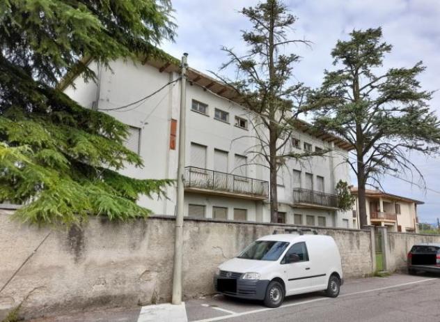 negozio in vendita a Castelnuovo del Garda