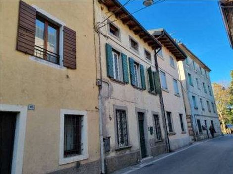 casa indipendente in vendita a Castelnuovo del Garda