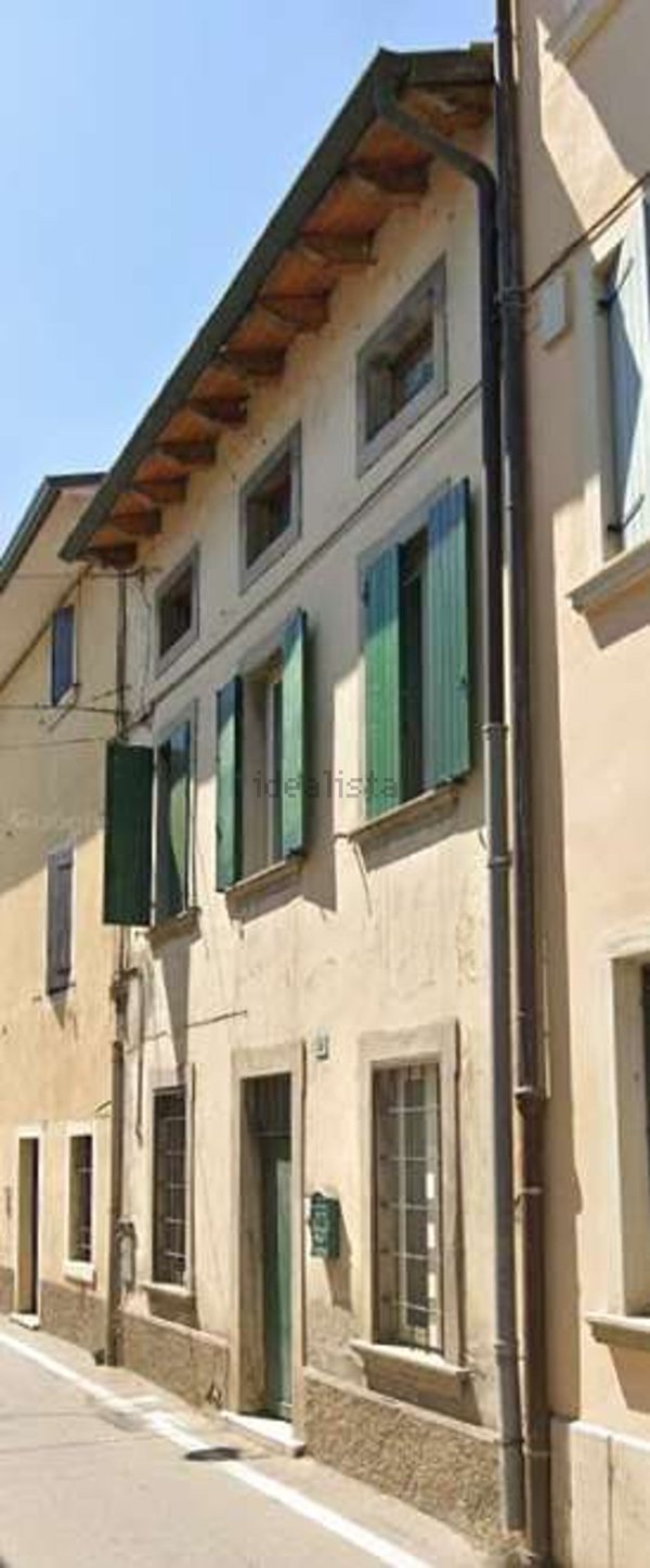 casa indipendente in vendita a Castelnuovo del Garda in zona Cavalcaselle