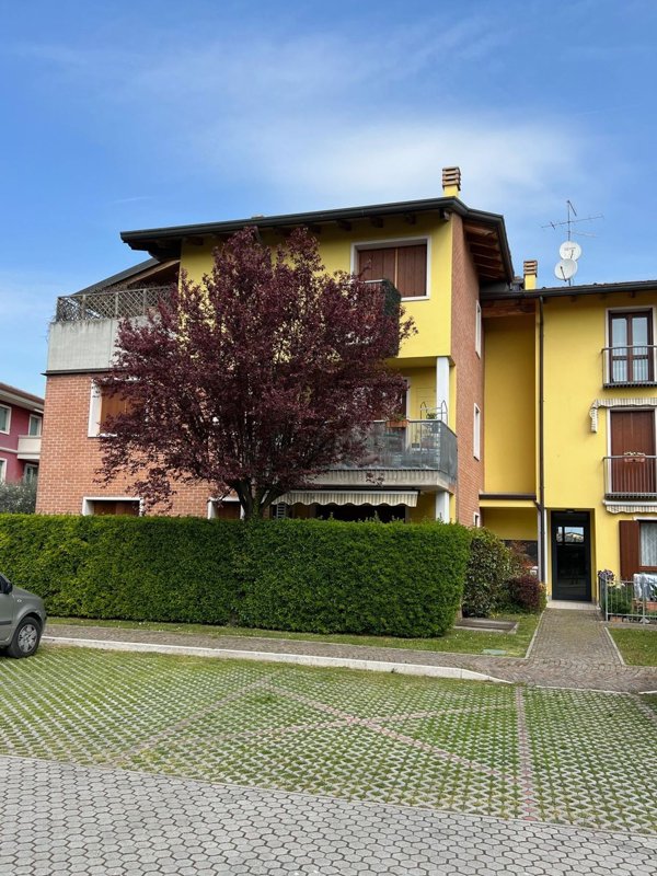 appartamento in vendita a Castelnuovo del Garda