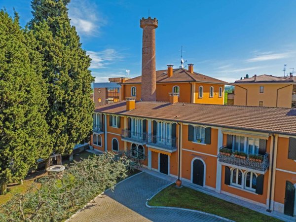 intera palazzina in vendita a Castelnuovo del Garda