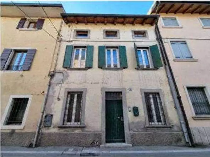 casa indipendente in vendita a Castelnuovo del Garda in zona Cavalcaselle