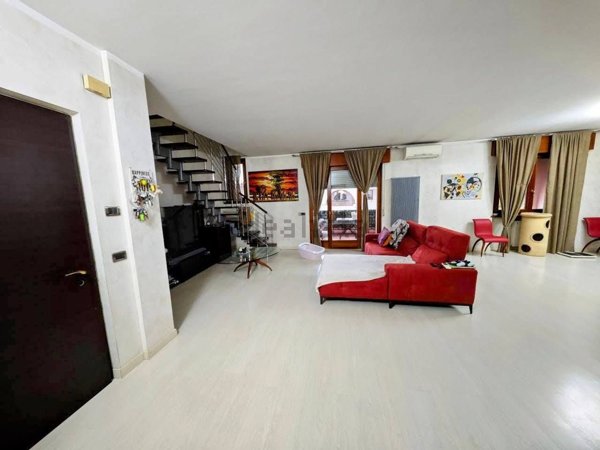 appartamento in vendita a Castelnuovo del Garda in zona Cavalcaselle