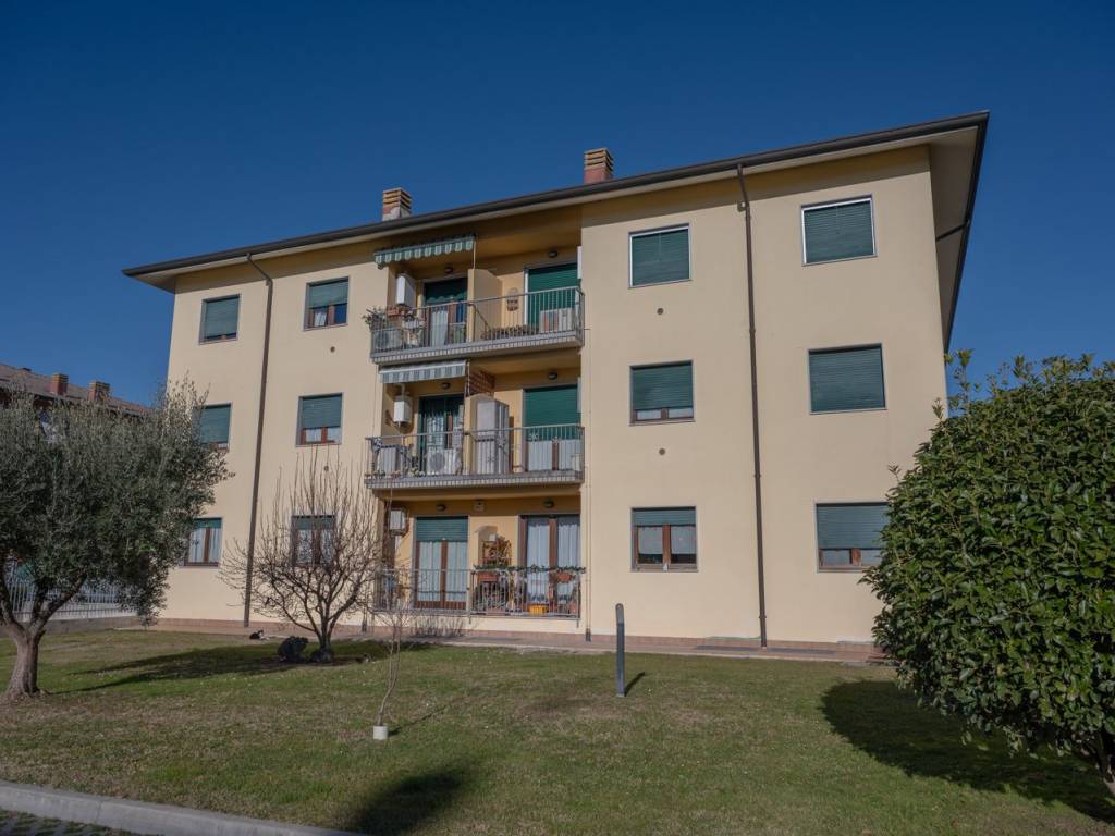 appartamento in vendita a Castelnuovo del Garda