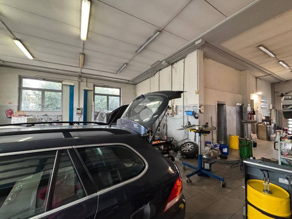 negozio in vendita a Castelnuovo del Garda