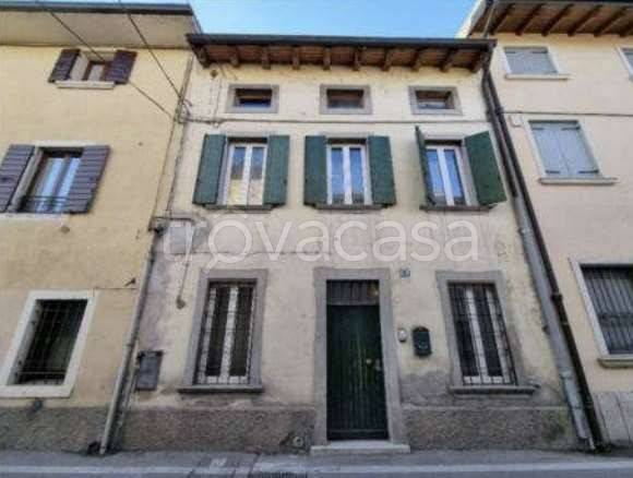 appartamento in vendita a Castelnuovo del Garda in zona Cavalcaselle