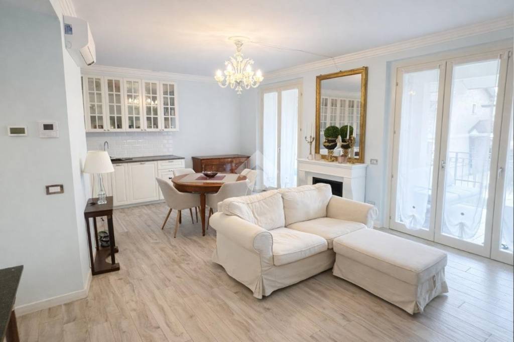 appartamento in vendita a Castelnuovo del Garda in zona Cavalcaselle