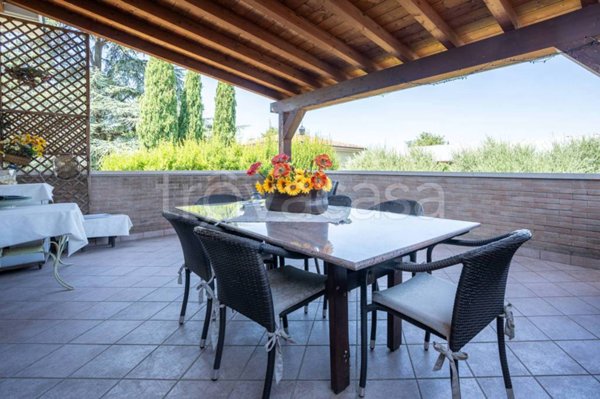 appartamento in vendita a Castelnuovo del Garda in zona Oliosi