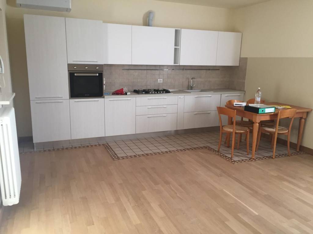 appartamento in vendita a Castelnuovo del Garda