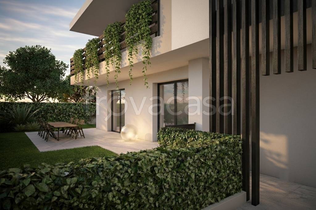 appartamento in vendita a Castelnuovo del Garda in zona Sandrà