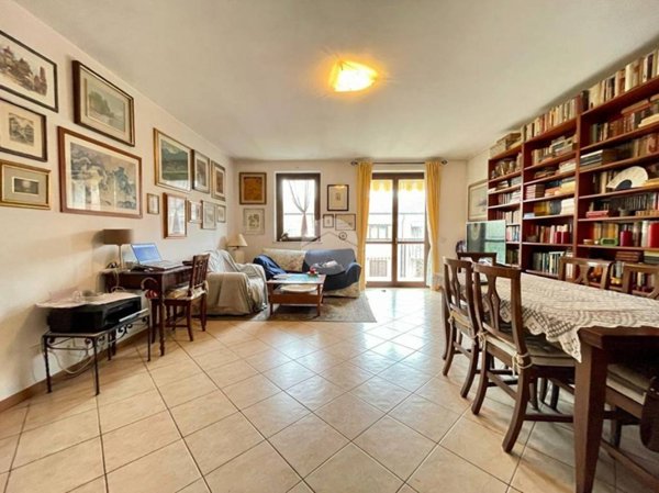 appartamento in vendita a Castelnuovo del Garda in zona Cavalcaselle