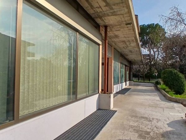 ufficio in vendita a Castelnuovo del Garda