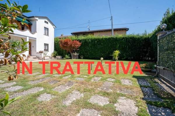 appartamento in vendita a Castelnuovo del Garda in zona Oliosi