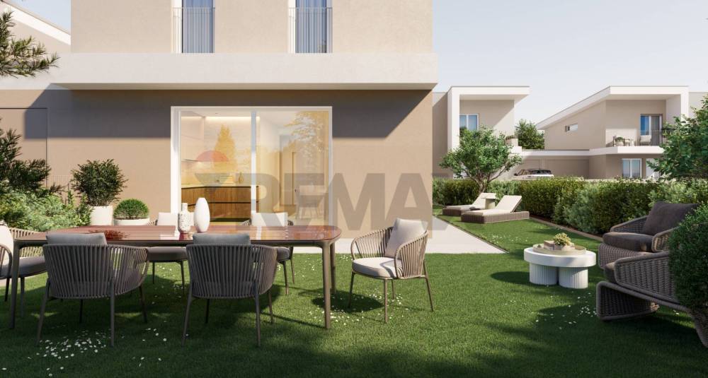 casa indipendente in vendita a Castelnuovo del Garda