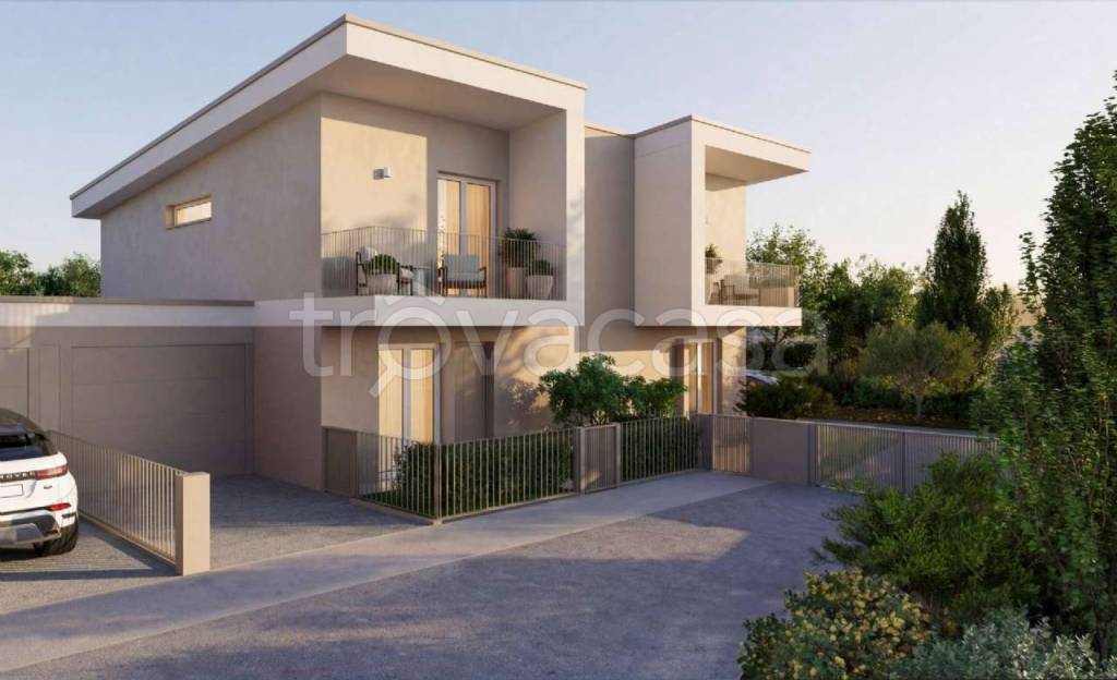casa indipendente in vendita a Castelnuovo del Garda