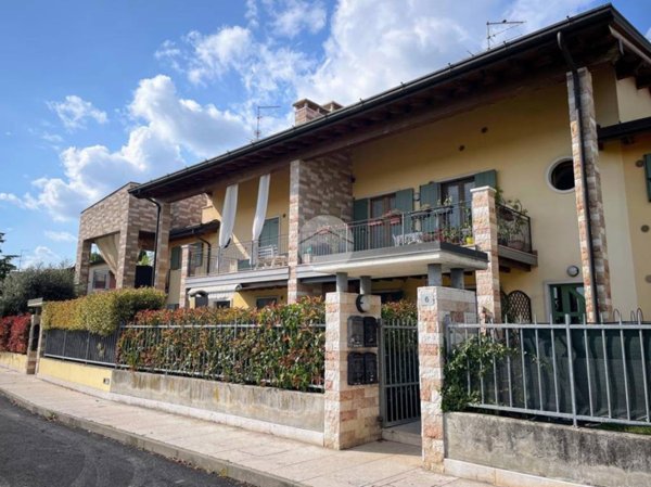 appartamento in vendita a Castelnuovo del Garda