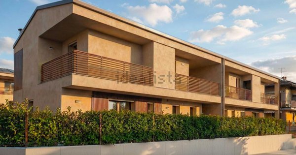 appartamento in vendita a Castelnuovo del Garda