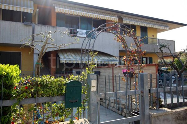 appartamento in vendita a Castelnuovo del Garda in zona Oliosi