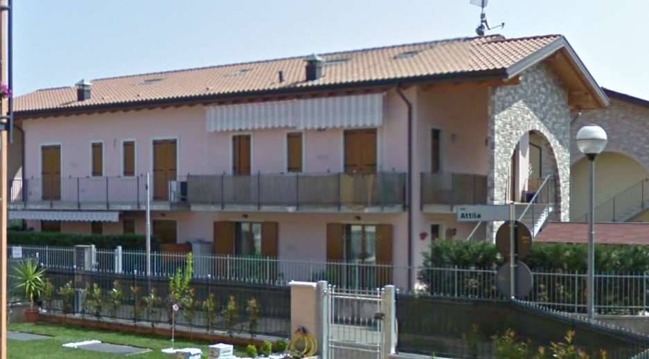appartamento in vendita a Castelnuovo del Garda in zona Camalavicina