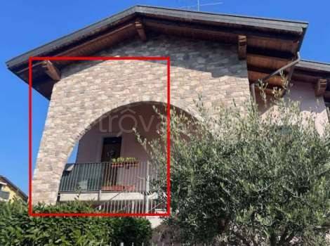 appartamento in vendita a Castelnuovo del Garda in zona Camalavicina