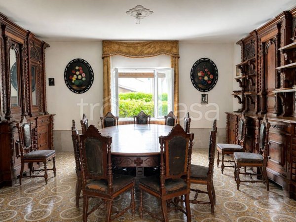 casa indipendente in vendita a Castelnuovo del Garda