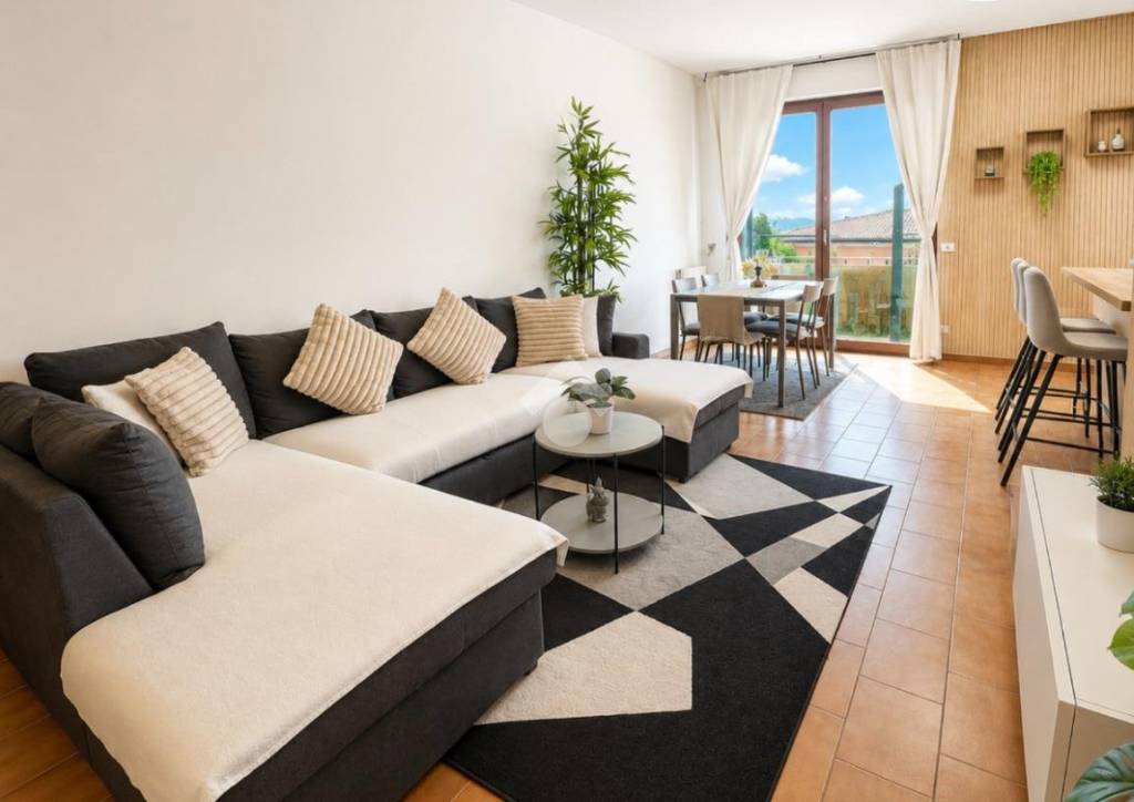 appartamento in vendita a Castelnuovo del Garda in zona Sandrà