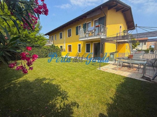 appartamento in vendita a Castelnuovo del Garda in zona Cavalcaselle