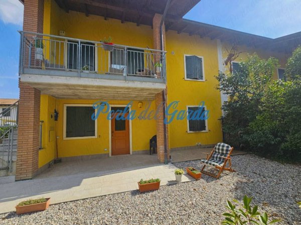 appartamento in vendita a Castelnuovo del Garda in zona Cavalcaselle