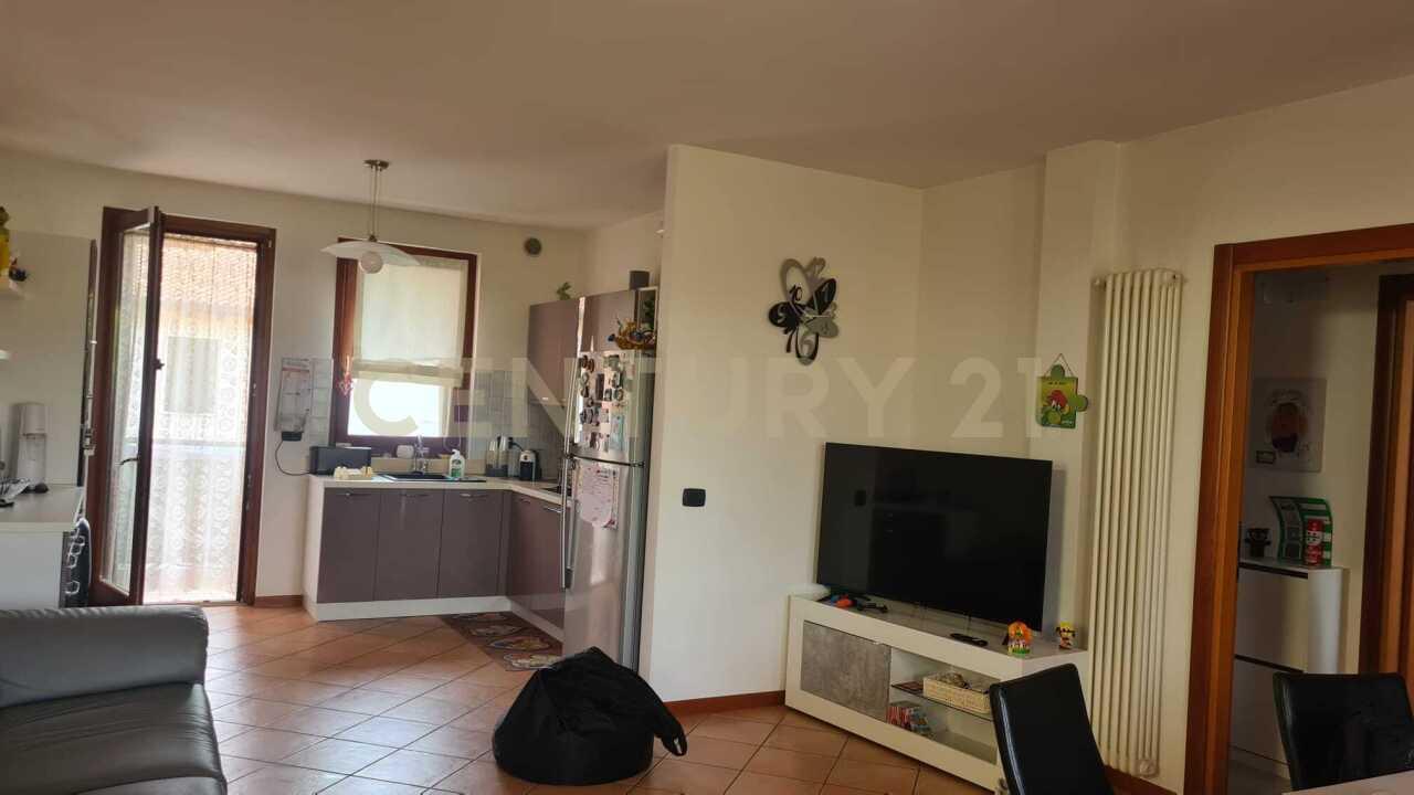appartamento in vendita a Castelnuovo del Garda in zona Cavalcaselle