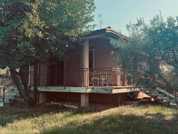 intera palazzina in vendita a Castelnuovo del Garda