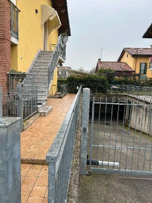 appartamento in vendita a Castelnuovo del Garda in zona Cavalcaselle